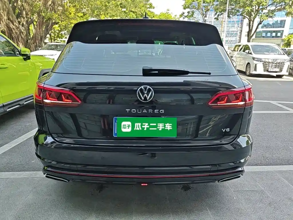 Фото 6 - Volkswagen Touareg