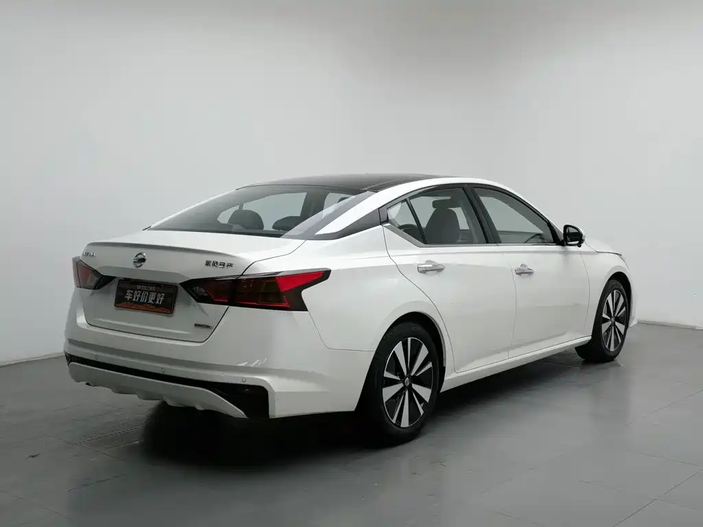 Nissan TEANA, миниатюра 2