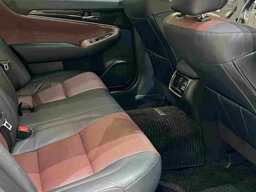 Toyota Crown 2019 2018 2.0T Sport Edition
