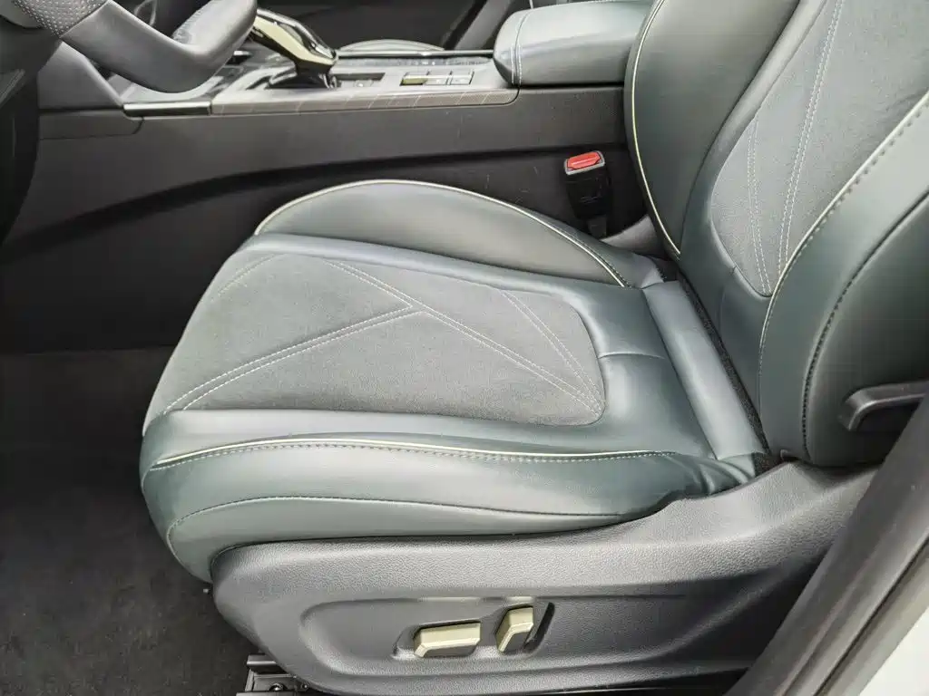 Besturn Bestune T55 2021 2021 1.5T Automatic LOHAS·Premium Edition
