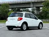 Фото 6 - Suzuki SX4
