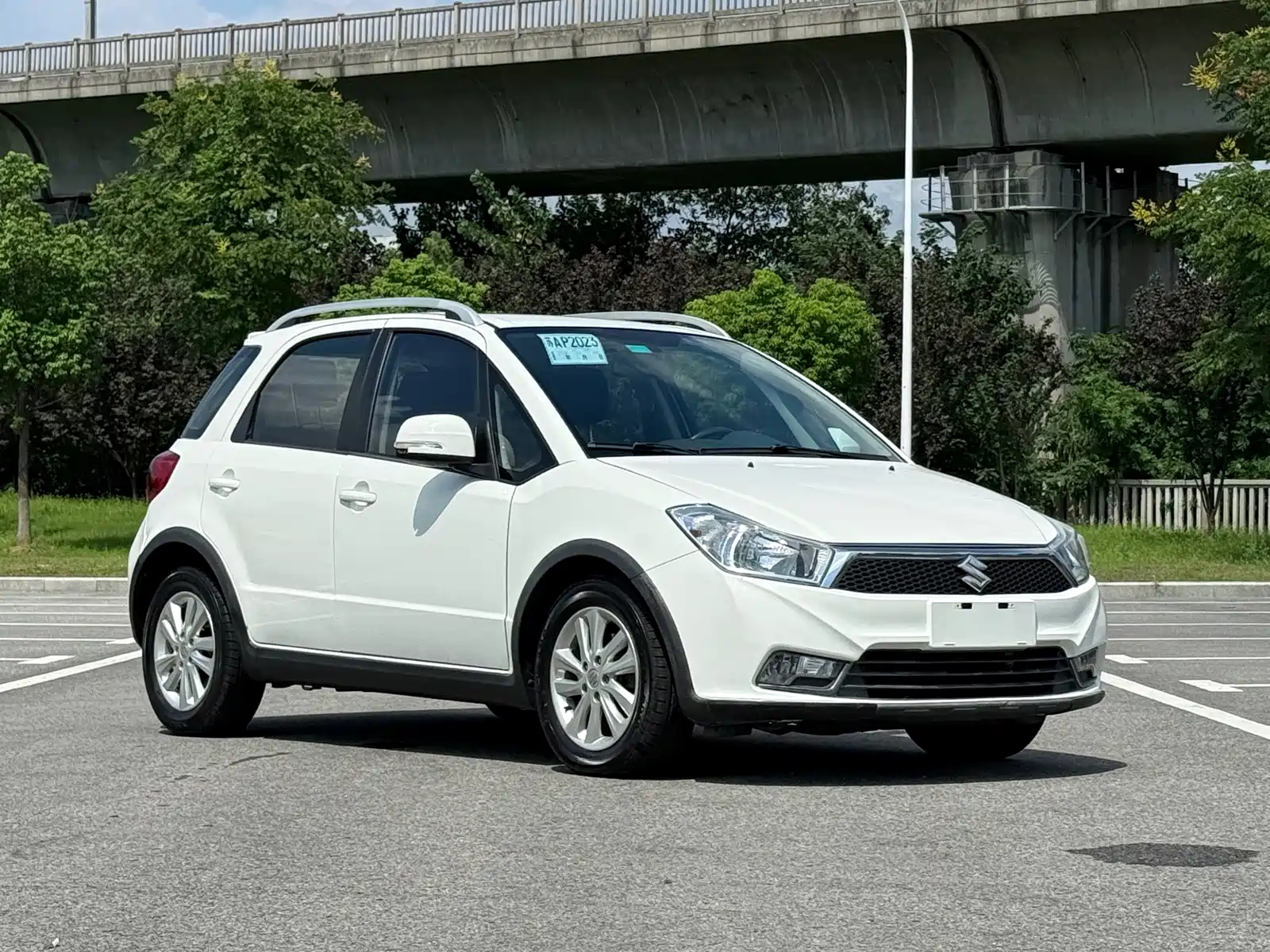 Фото 3 - Suzuki SX4