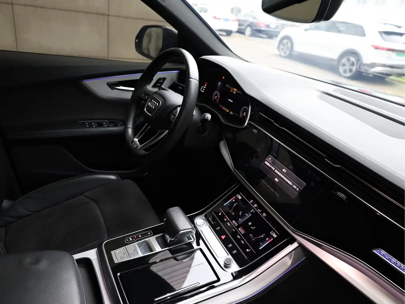 Audi Q8 2020 2019 55 TFSI Premium Dynamic