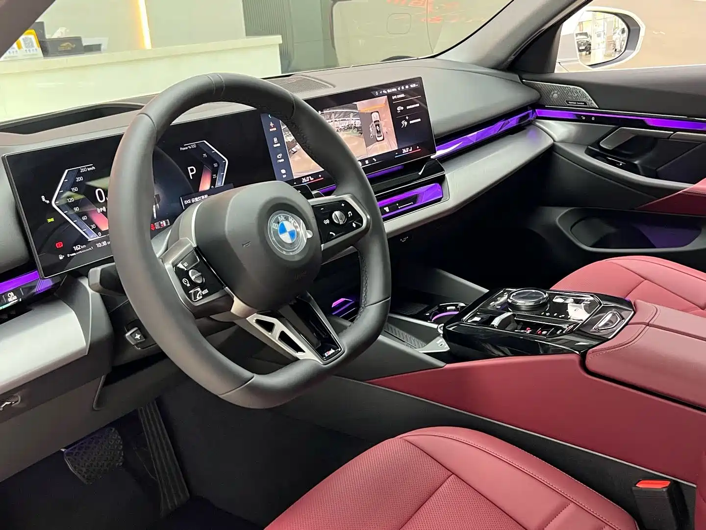 Photo 8 - BMW 5 Series