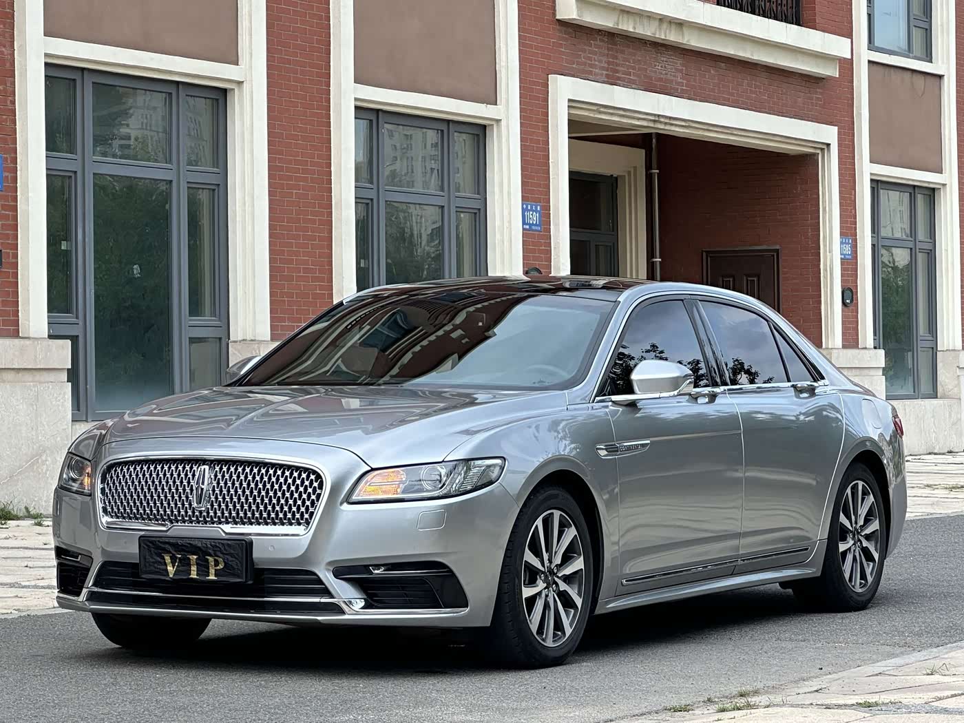 Lincoln Continental