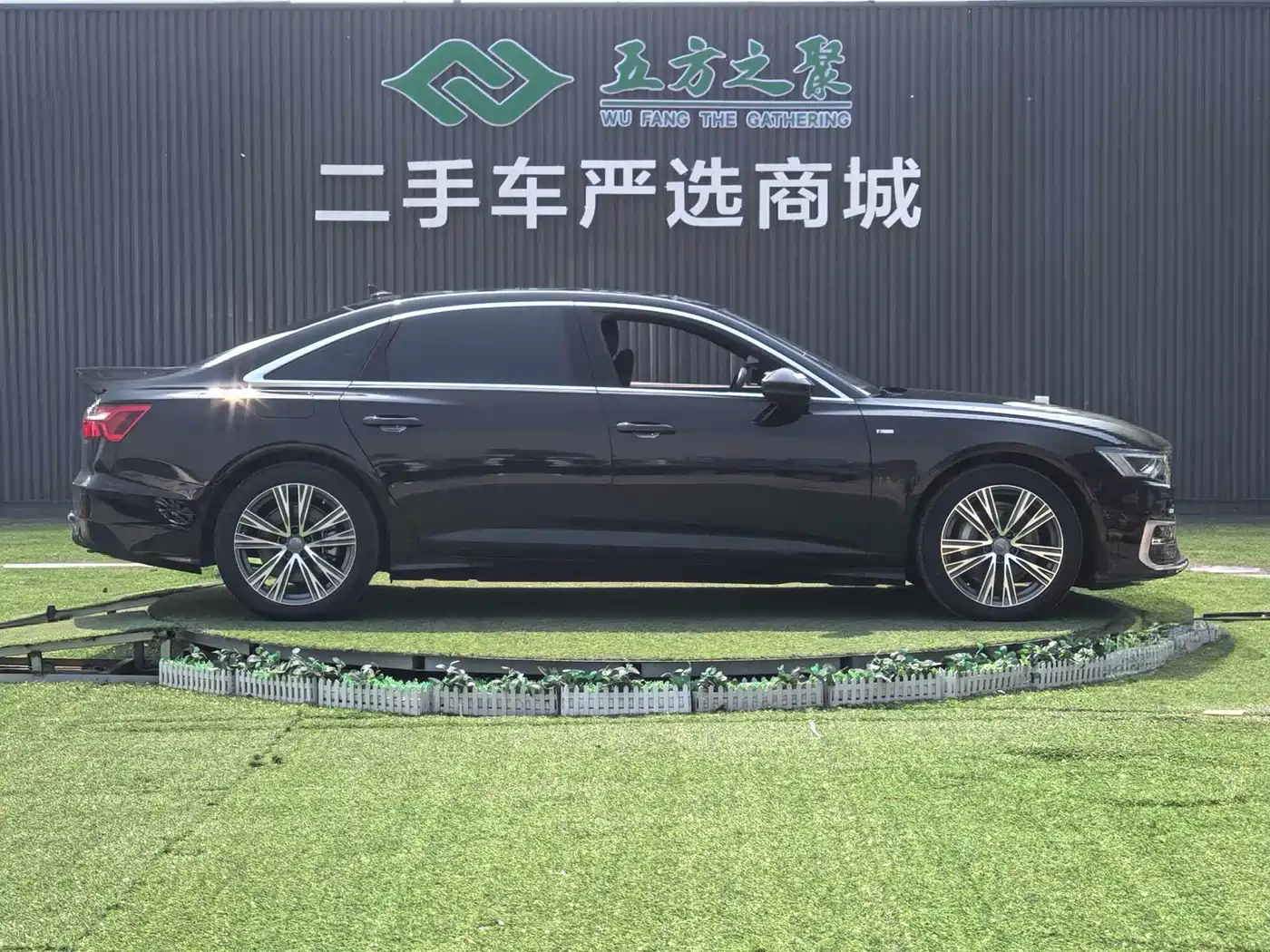 Audi A6L 2024 45 TFSI Premium Dynamic фото 4