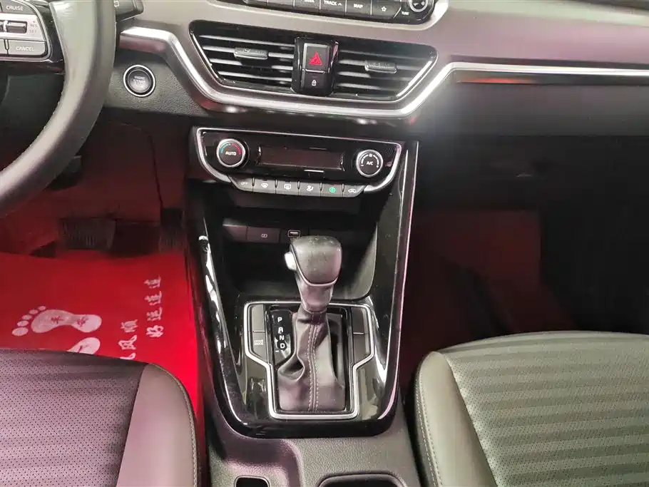 Kia Sportage 2018 2.0L Automatic Smart Luxury (China V) фото 16