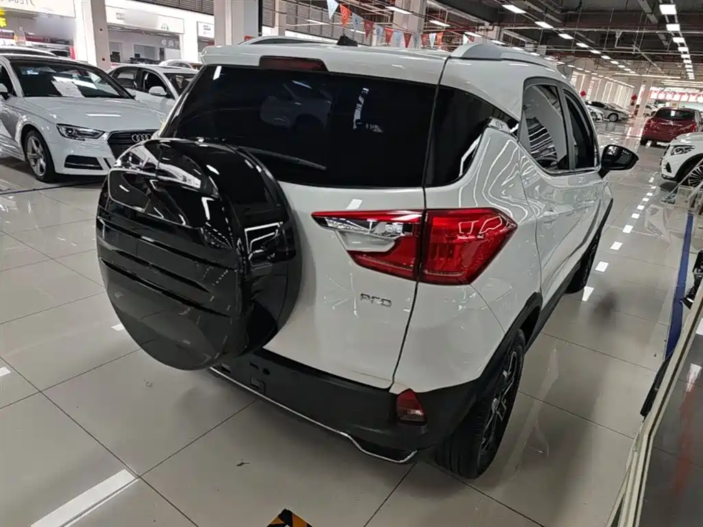 BYD Yuan Pro 2021 401KM Luxury Model фото 7
