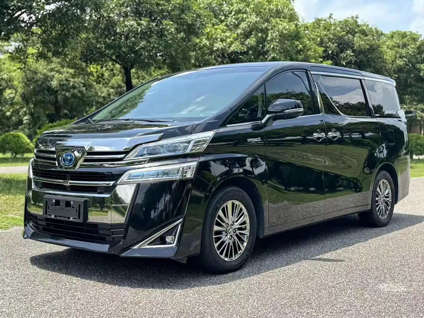 Toyota Vellfire 2021 Crown Hybrid 2.5L HV Premium Edition