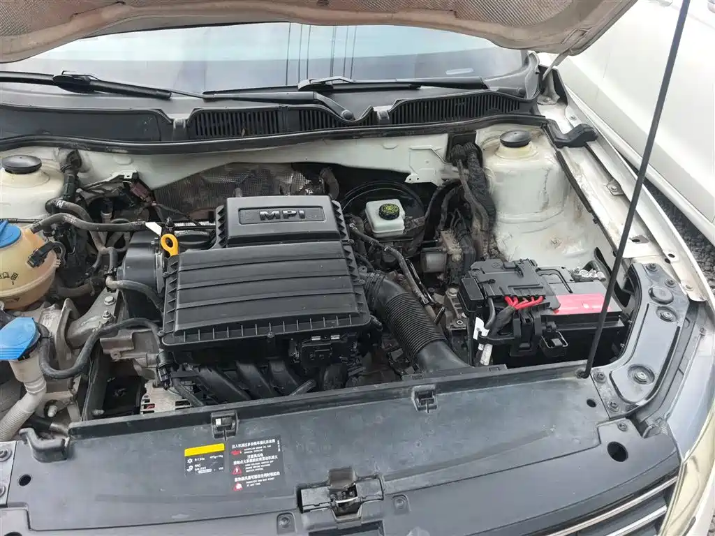 Volkswagen Lavida 2017 1.6L Automatic Trend Edition фото 16