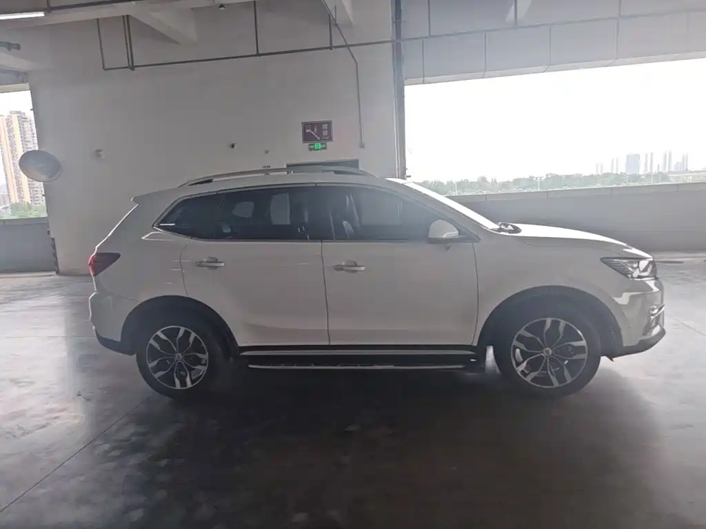 Roewe RX5 2016 2016 20T 2WD Automatic Internet Smart Edition
