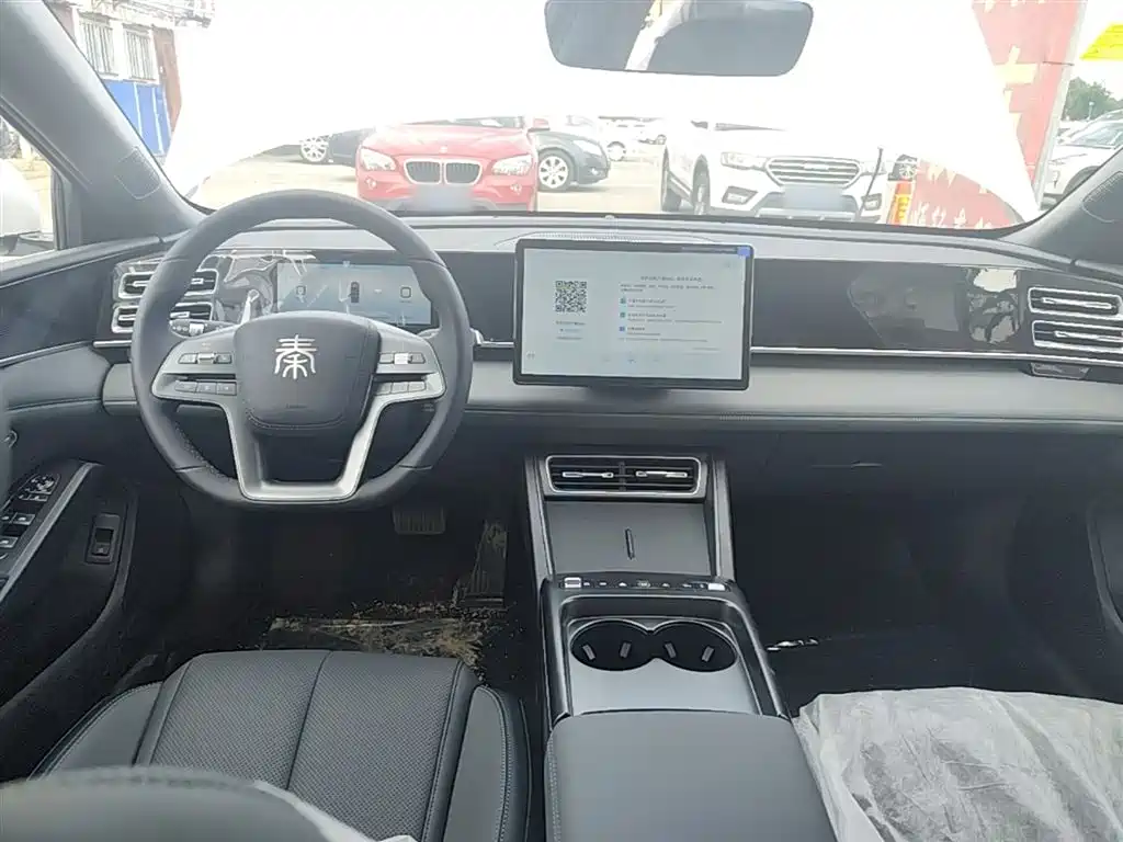 BYD Qin L 2026 DM-i 128KM Progressive фото 10