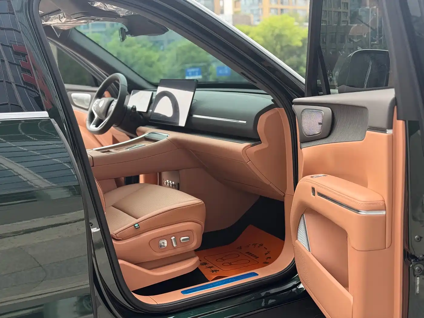 Leapmotor D Series 2026 2026 Model Pure Electric 115kWh 6-Seater