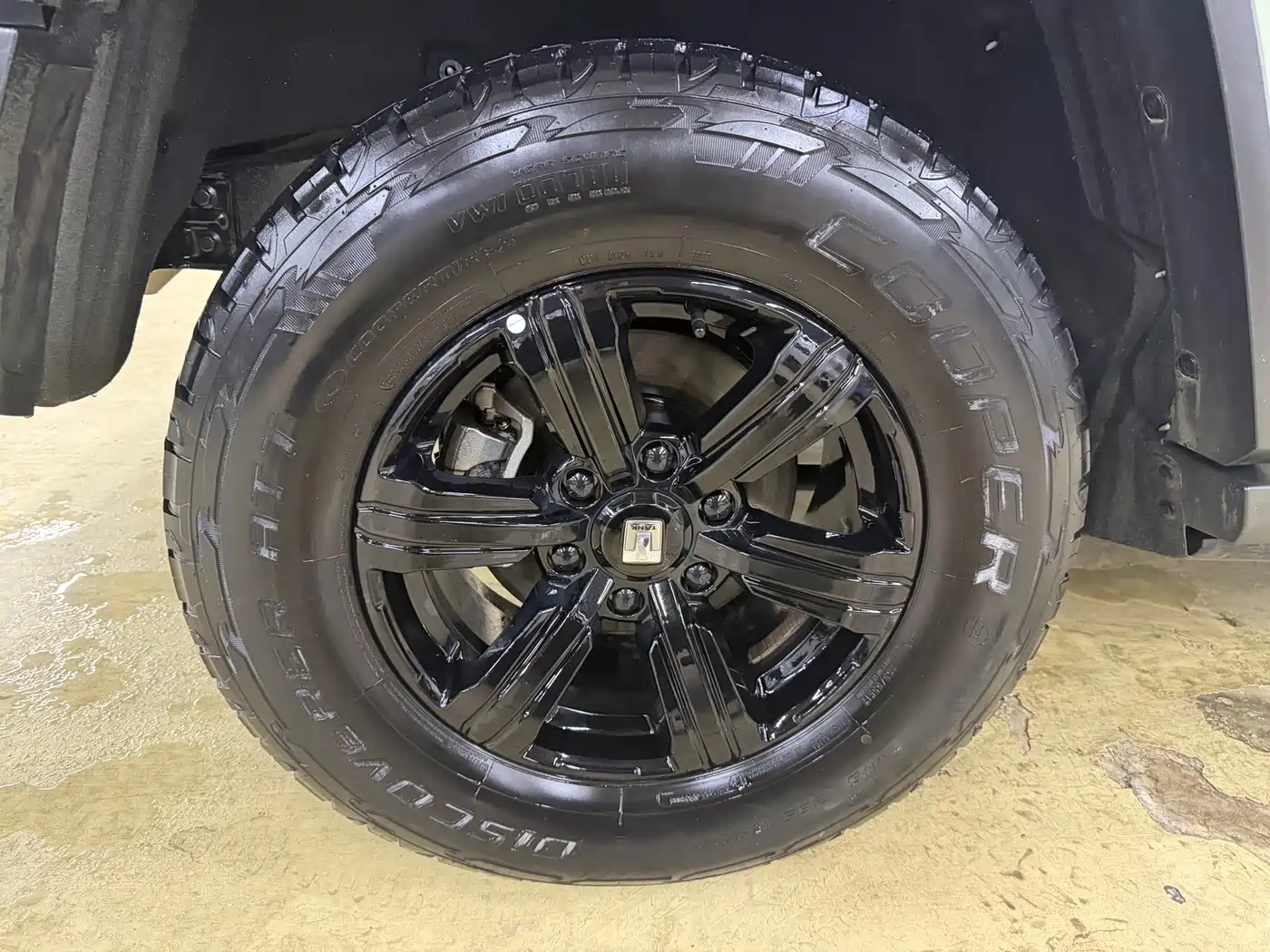 Tank 300 2023 Urban Edition 2.0T Very Stylish фото 28