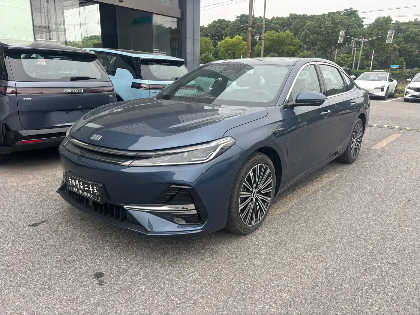 Geely Galaxy Galaxy A7 2025 EM-i фото 2