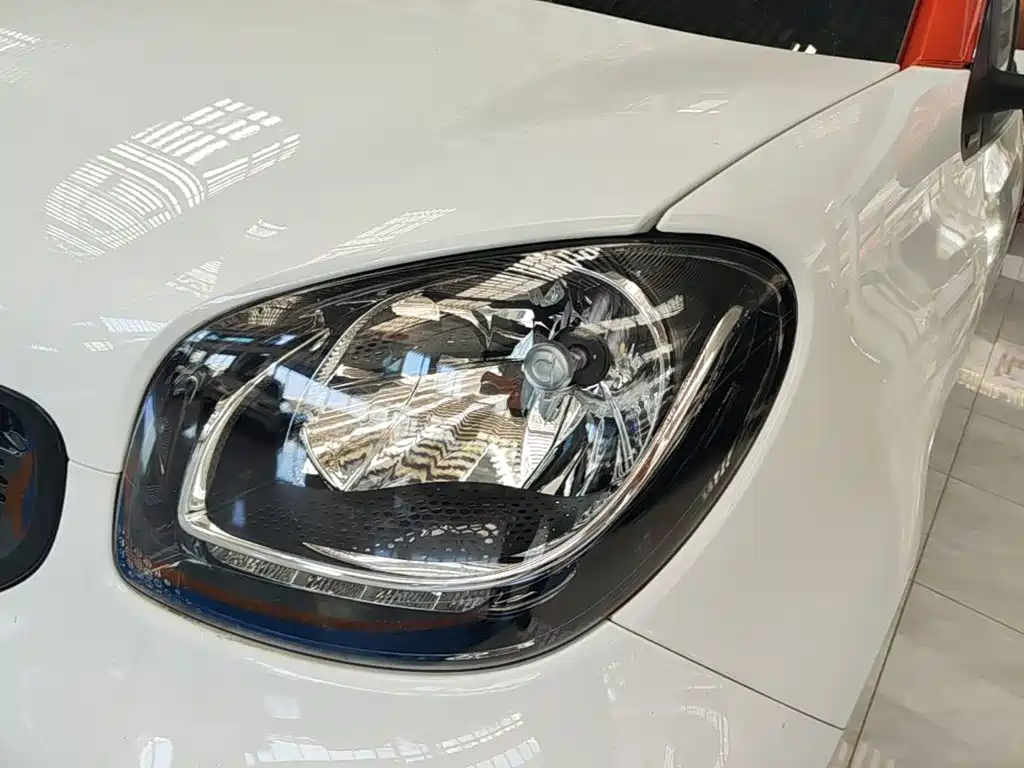 Photo 24 - smart fortwo