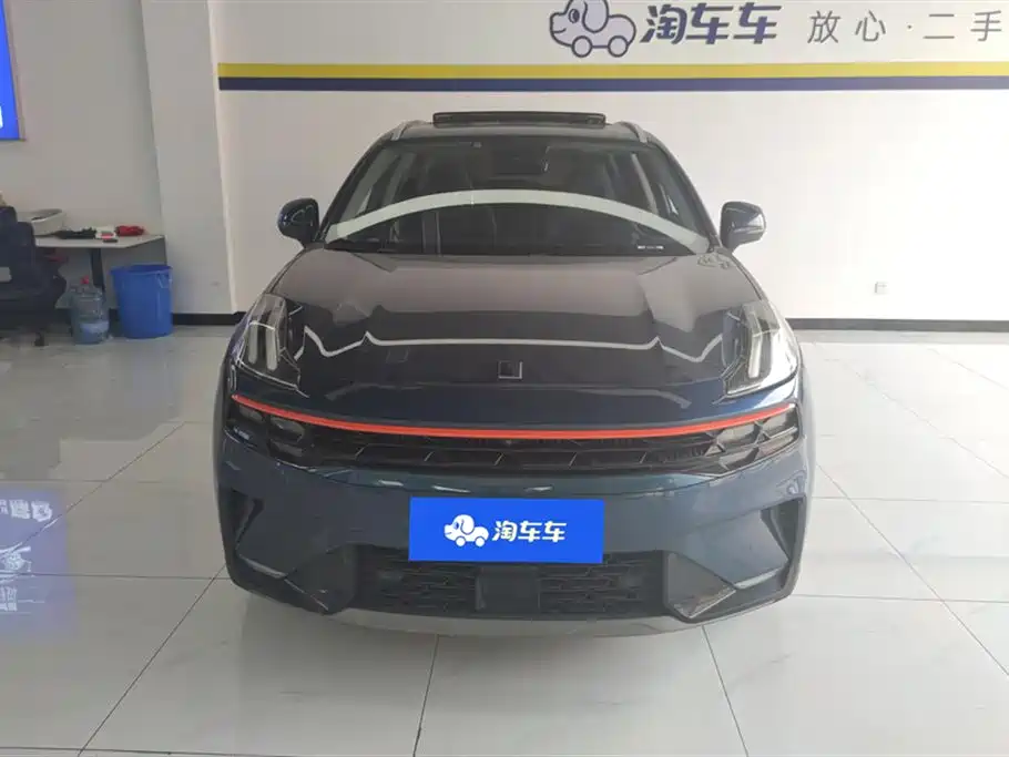 Lynk & Co 06 2020 1.5T Halo фото 2