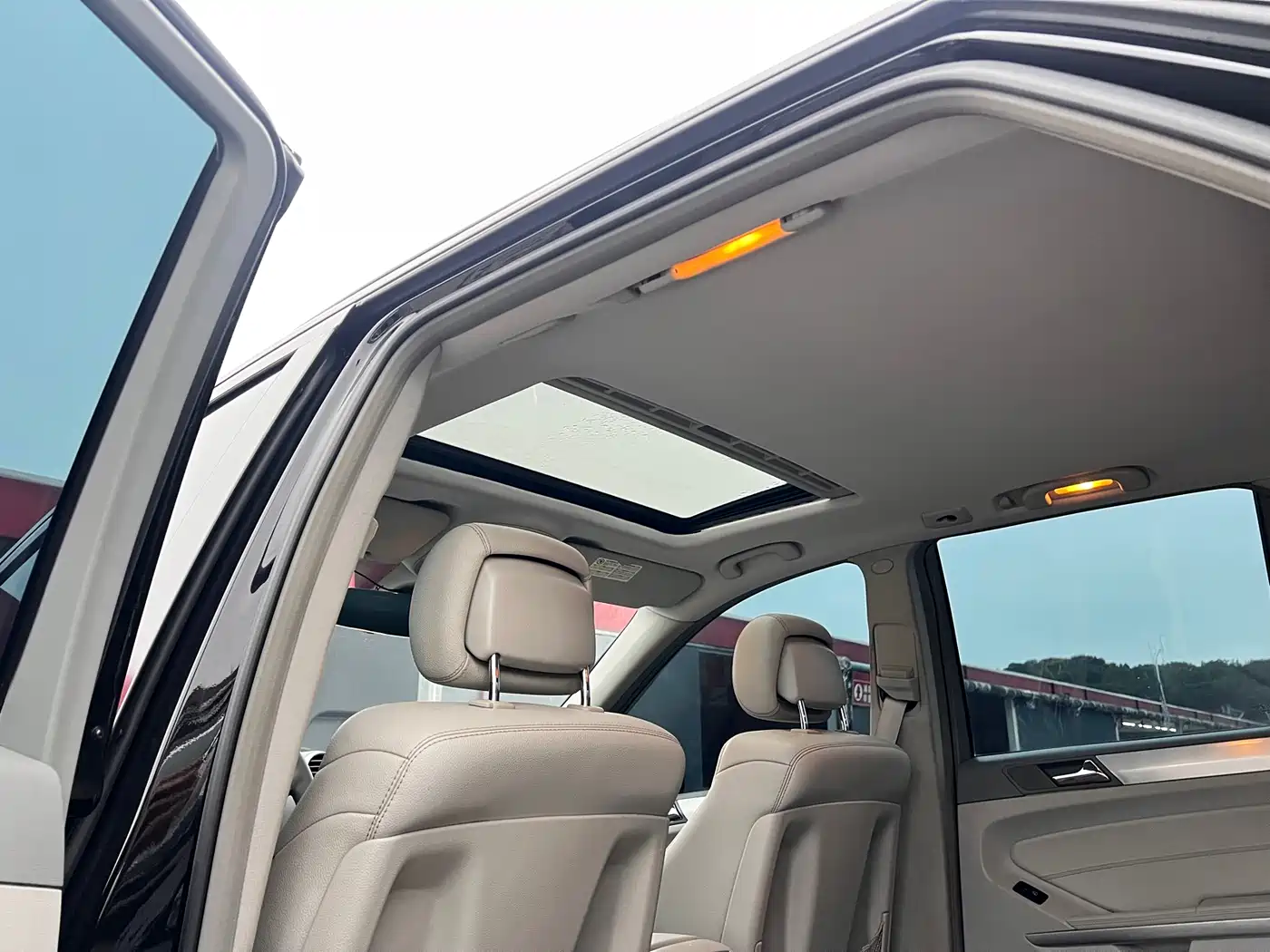 Mercedes-Benz M-Class 2010 ML 300 4MATIC фото 10