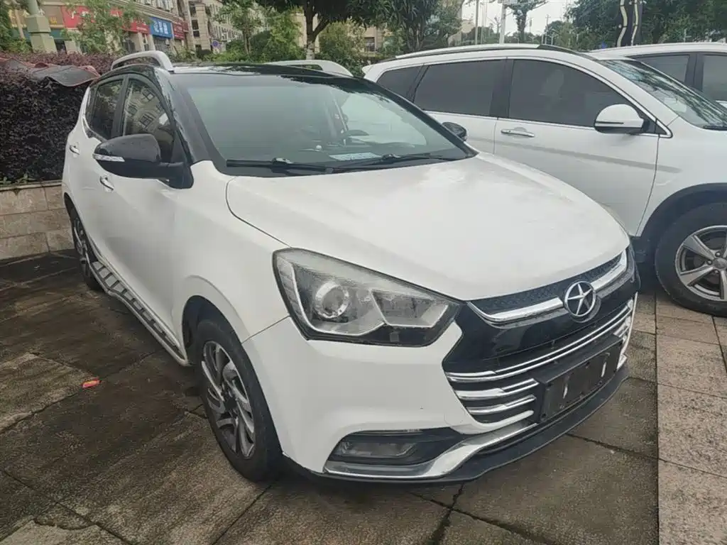 JAC Motors Refine S2 2016 2015 1.5L CVT Luxury Smart