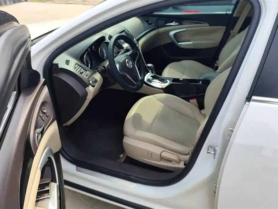 Buick Regal 2015 2.0L Leading Fashion Model фото 9