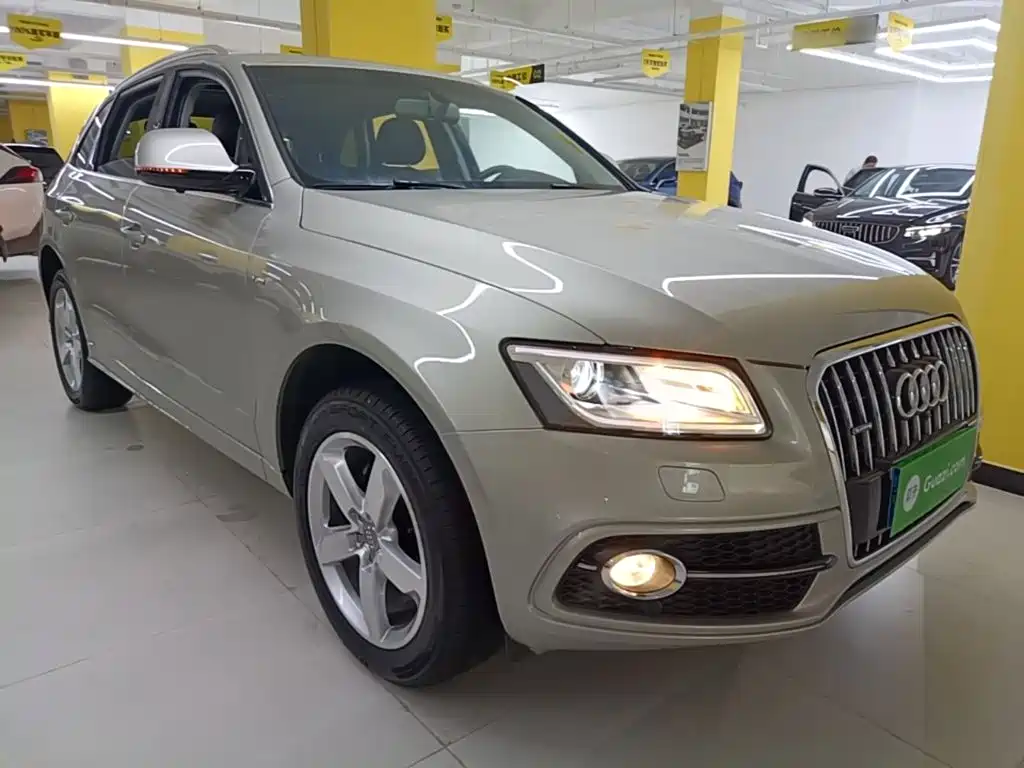 Audi Q5 2018 2017 Plus 40 TFSI Progressive