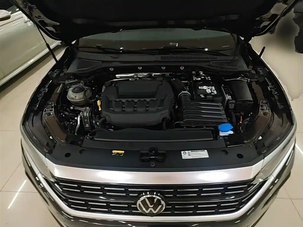 Volkswagen Passat 2025 Outstanding 380TSI Dragon Glory Edition фото 20