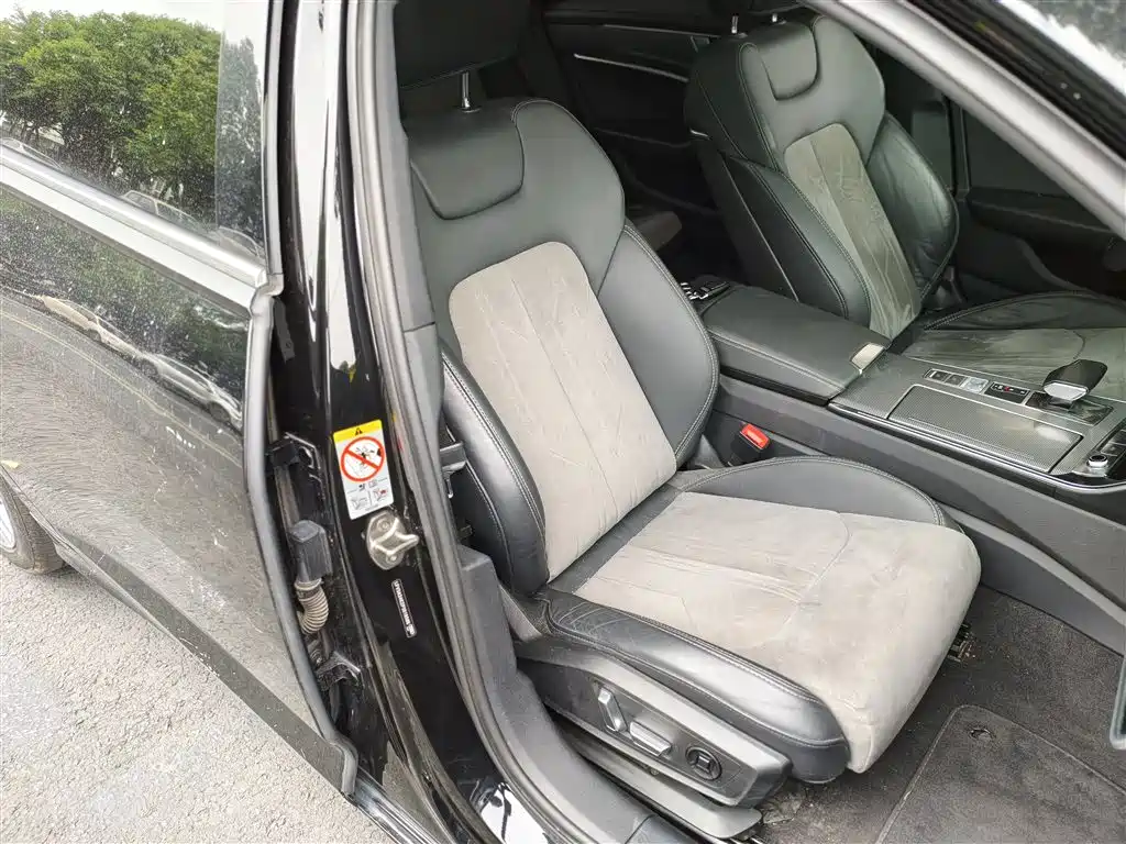 Audi A6L 2023 40 TFSI Luxury Dynamic фото 25