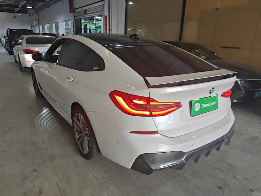 BMW 6 Series GT 2018 630i M Sport Package фото 5