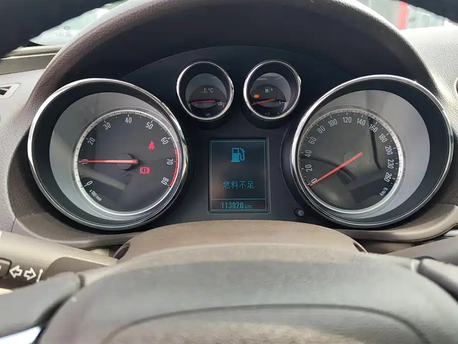 Buick Regal 2015 2.0L Leading Fashion Model фото 14