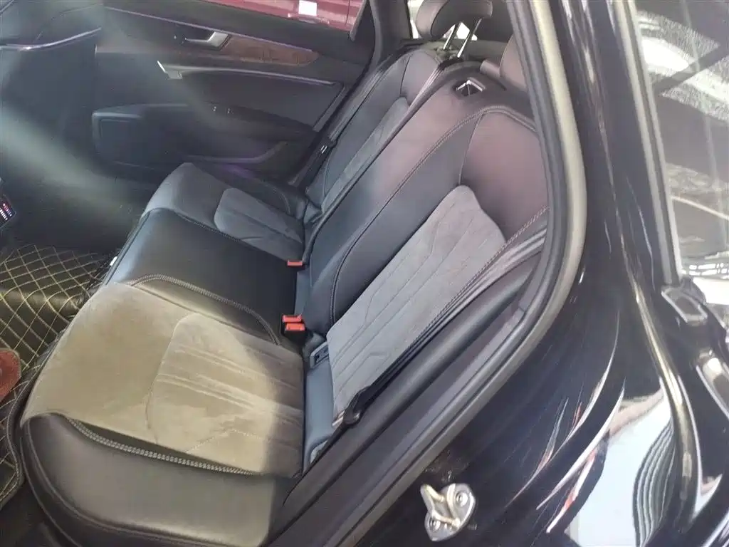 Audi A6L 2022 45 TFSI quattro Premium Dynamic фото 13