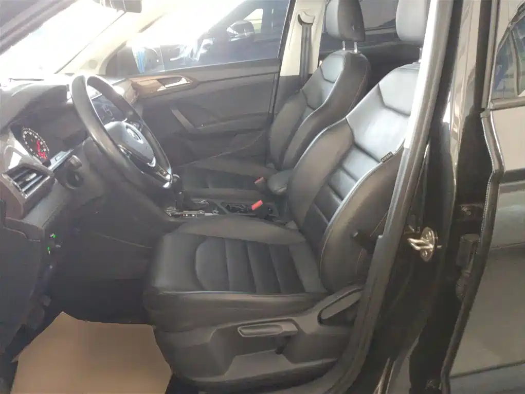 Volkswagen Tharu 2021 Model 280TSI 2WD Comfort Edition фото 15