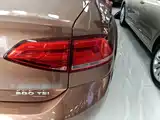 صورة 8 - Volkswagen Lamando