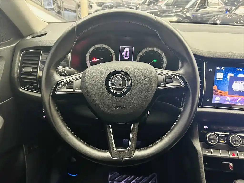Škoda Kodiaq 2018 TSI330 5-seat FWD Luxury Premium фото 15