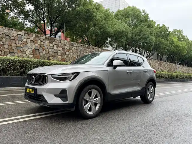  Volvo Volvo XC40 2023 Model B3 Smart Drive Fashion Edition