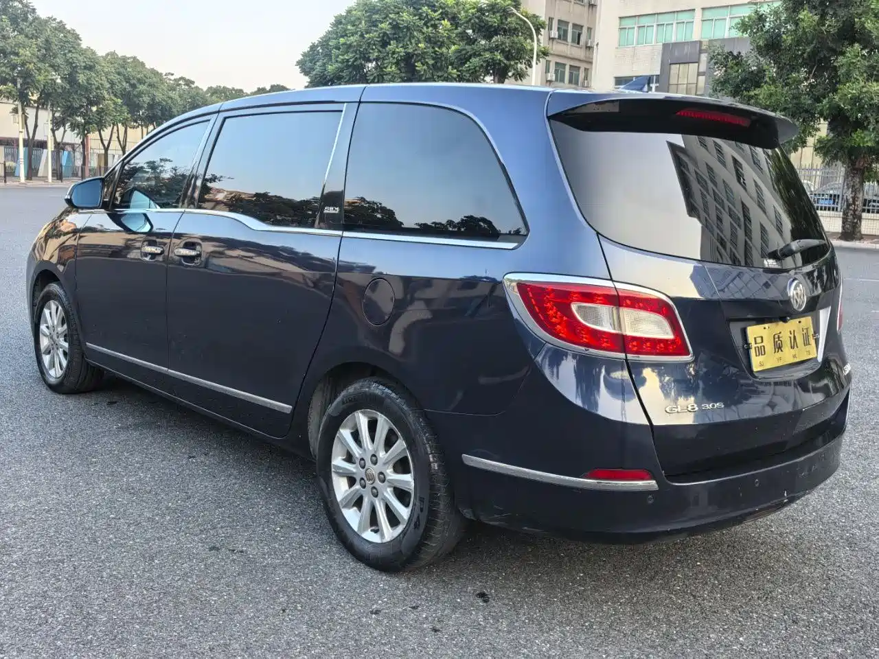 Buick GL8 2011 3.0L XT Luxury Business Flagship фото 7