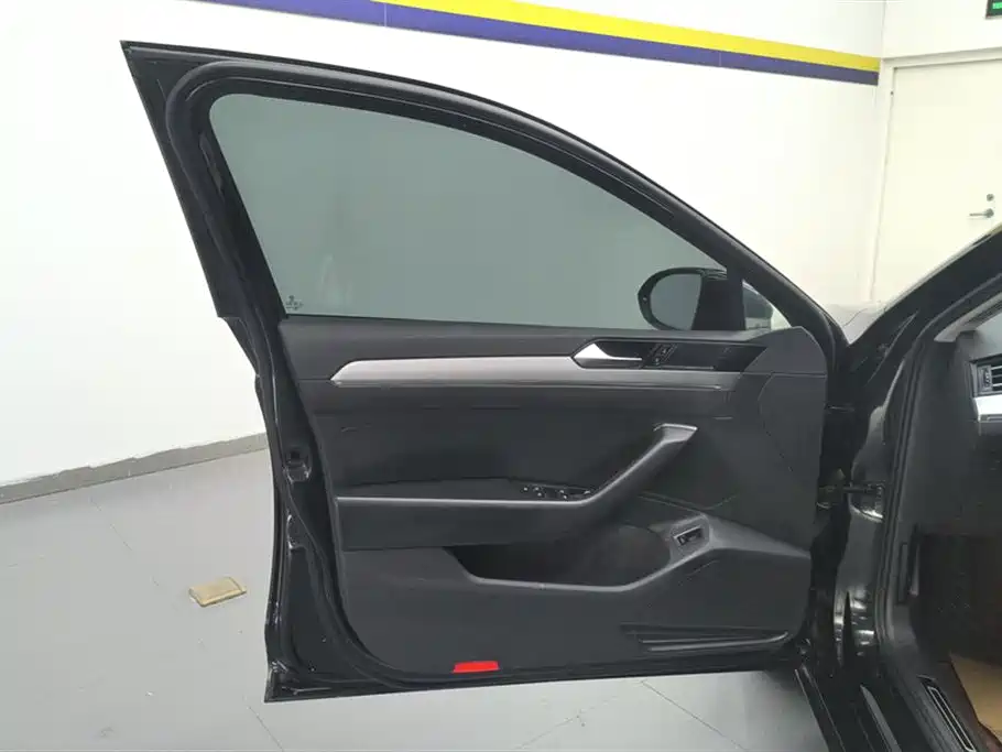Volkswagen Magotan 2020 280TSI DSG Comfort фото 7