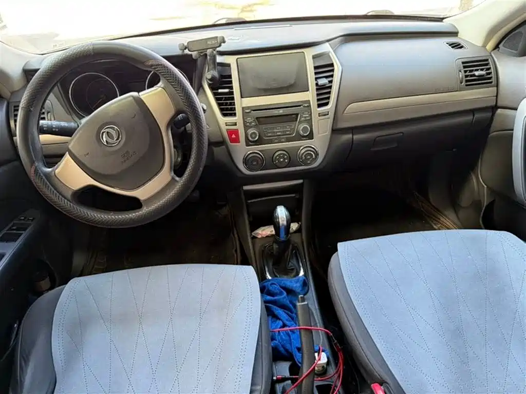 DONGFENG JUNFENG E17