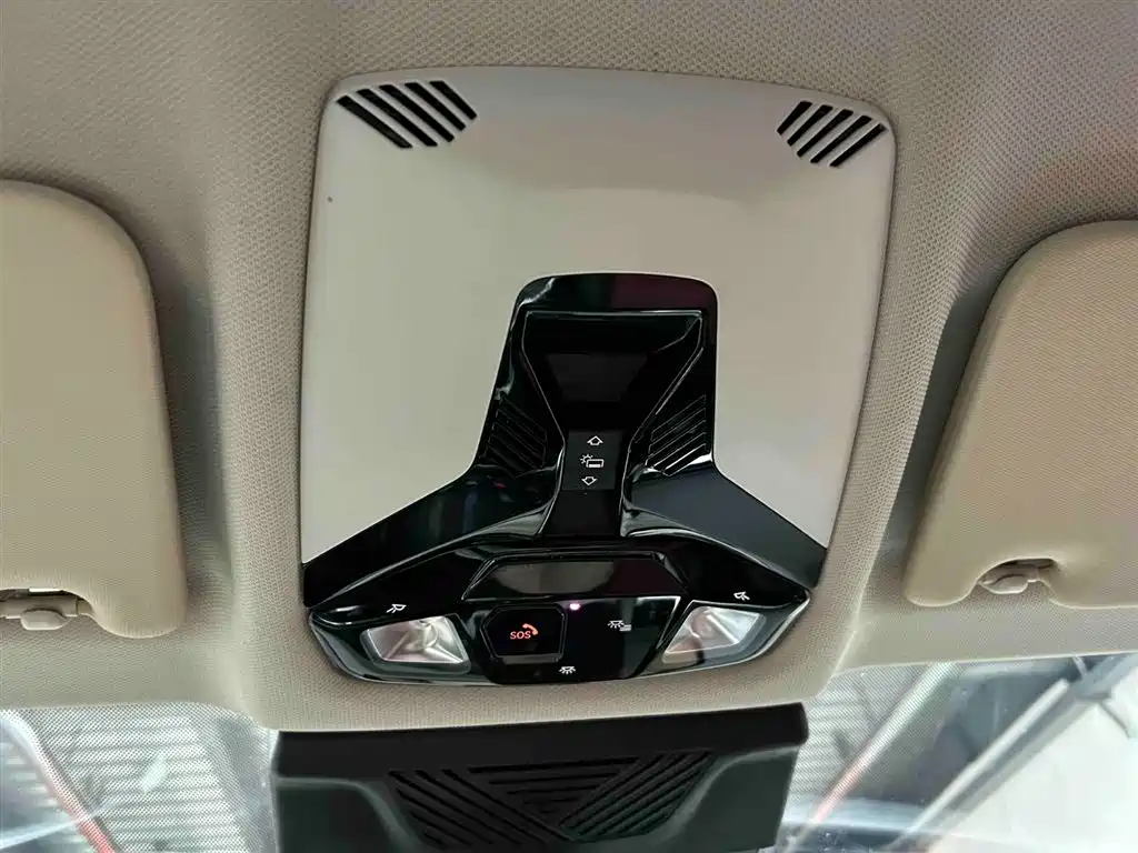 BMW X1 2023 sDrive20Li X Design Package фото 8