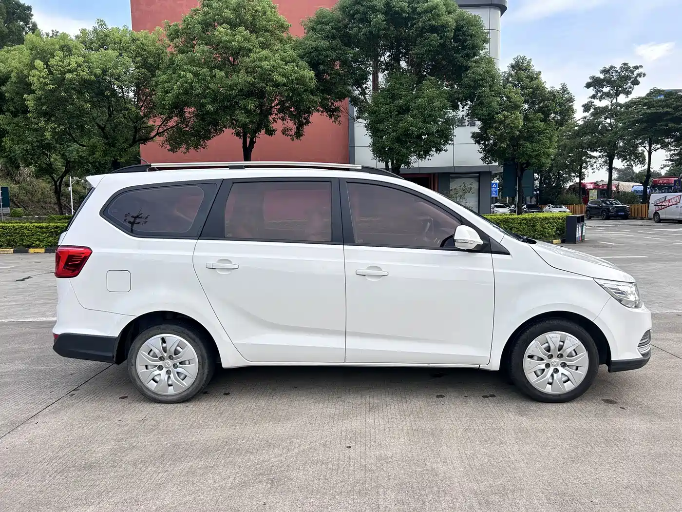 Фото 5 - Baojun 730
