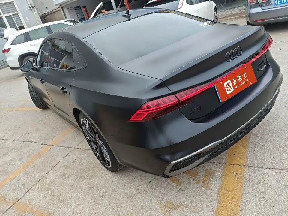 Audi A7L 2024 45 TFSI quattro Black Warrior Edition фото 6