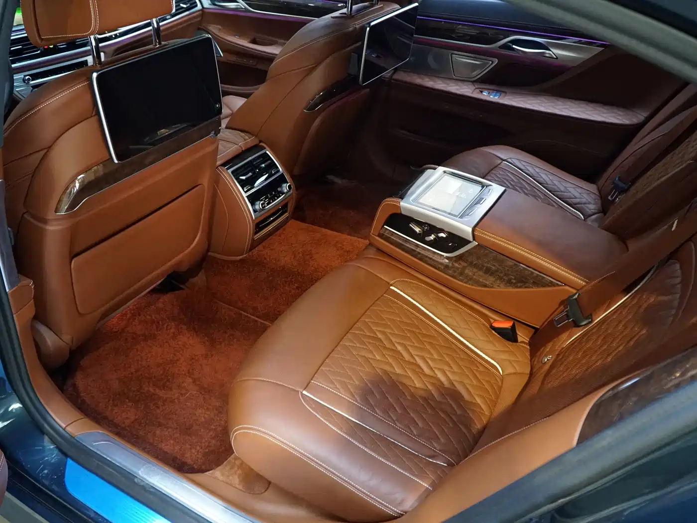 BMW 7 Series 2019 740Li xDrive Executive M Sport Package фото 5