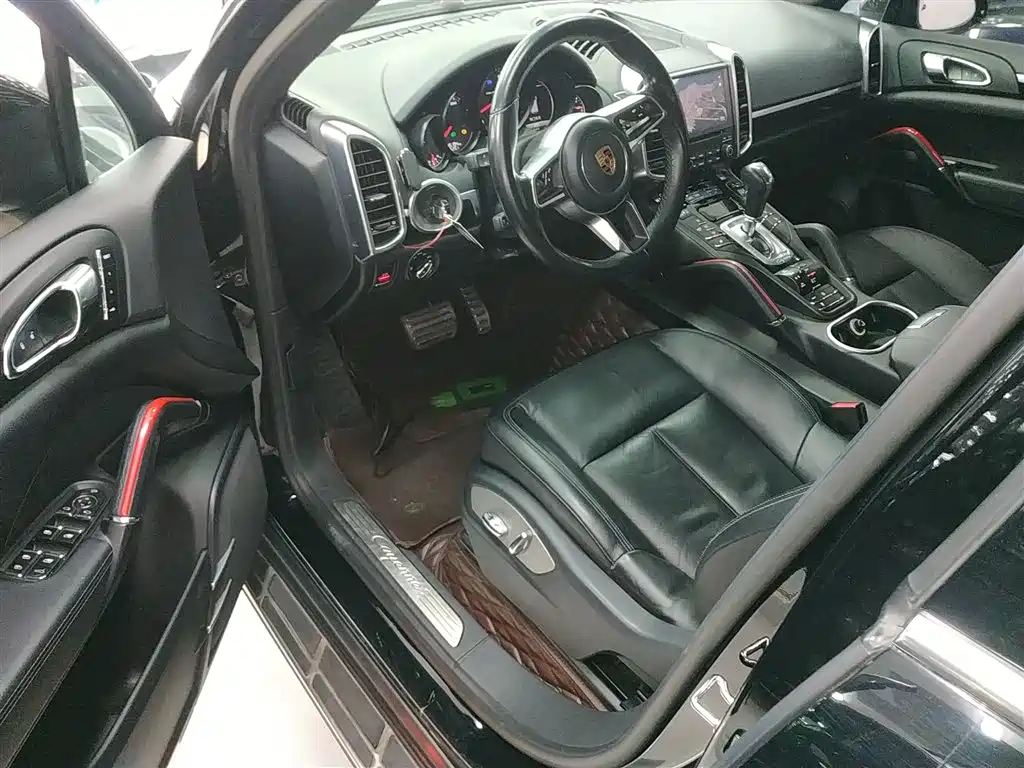 Porsche Cayenne 2016 Cayenne 3.0T фото 12