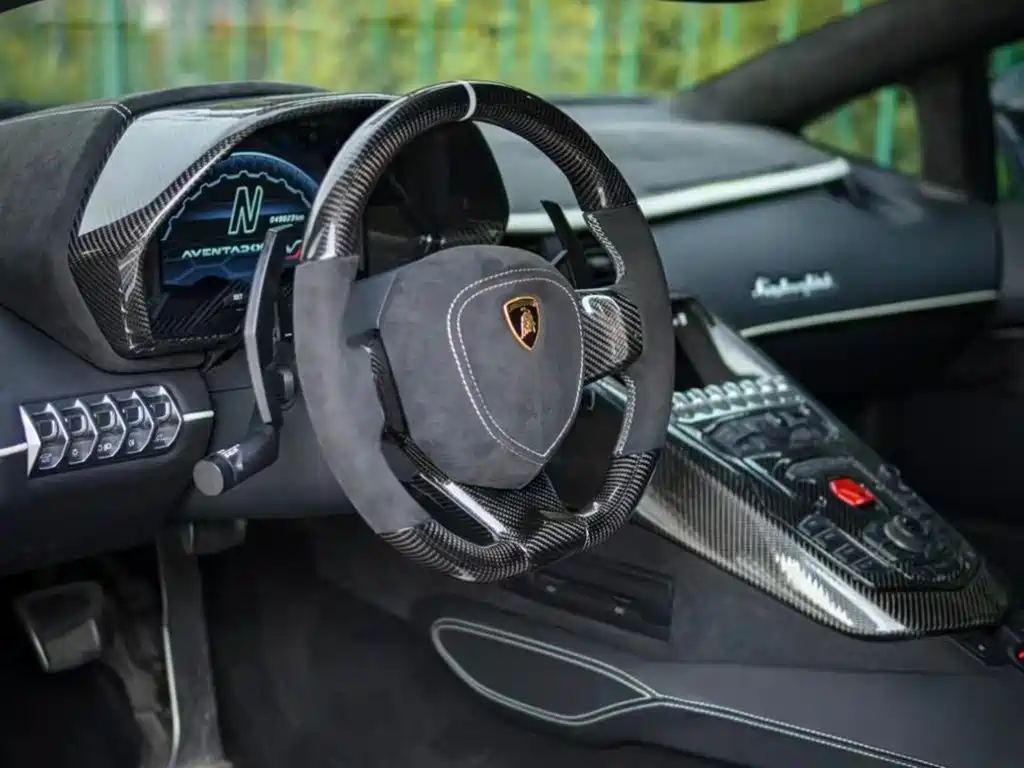 Lamborghini Aventador 2011 LP 700-4 фото 12