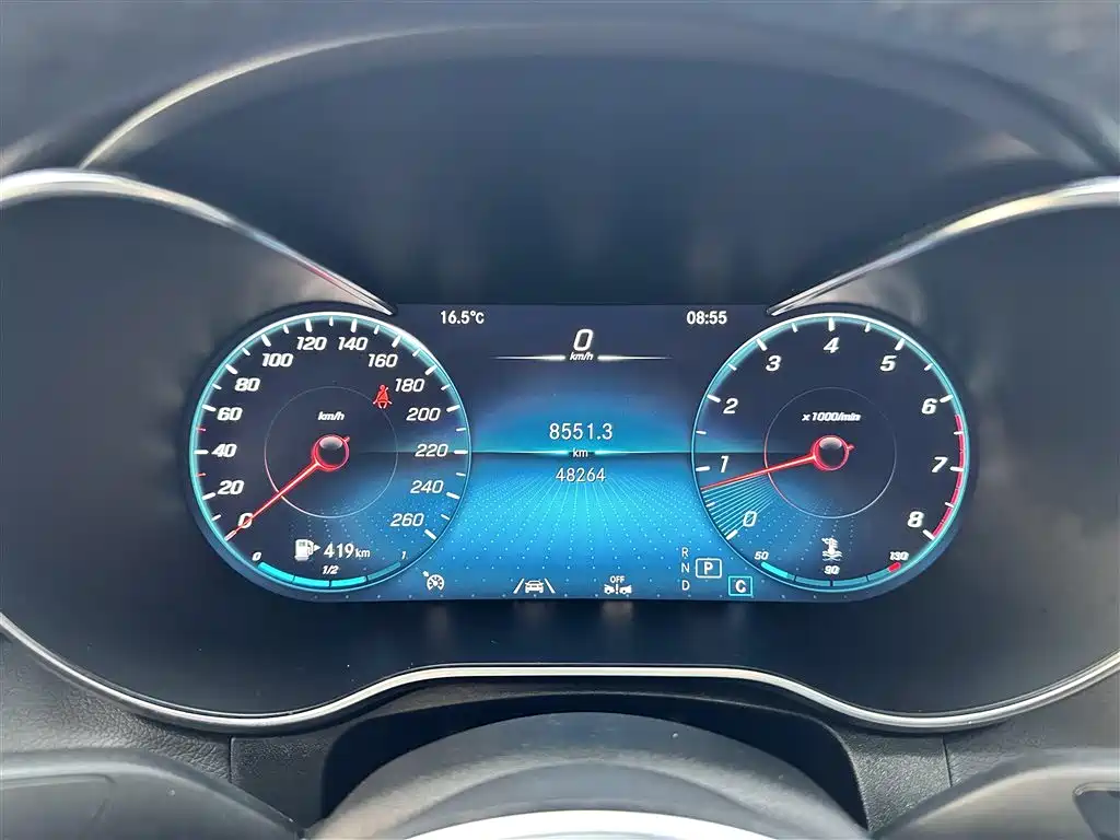 Mercedes-Benz GLC Coupe 2023 Model GLC 300 4MATIC Coupe SUV фото 20