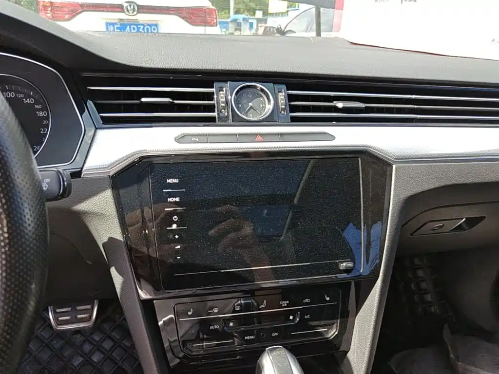 VOLKSWAGEN MAGOTAN GTE PLUG-IN HYBRID