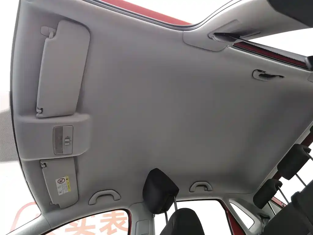 Volkswagen Polo 2016 1.4L Automatic Trend фото 14