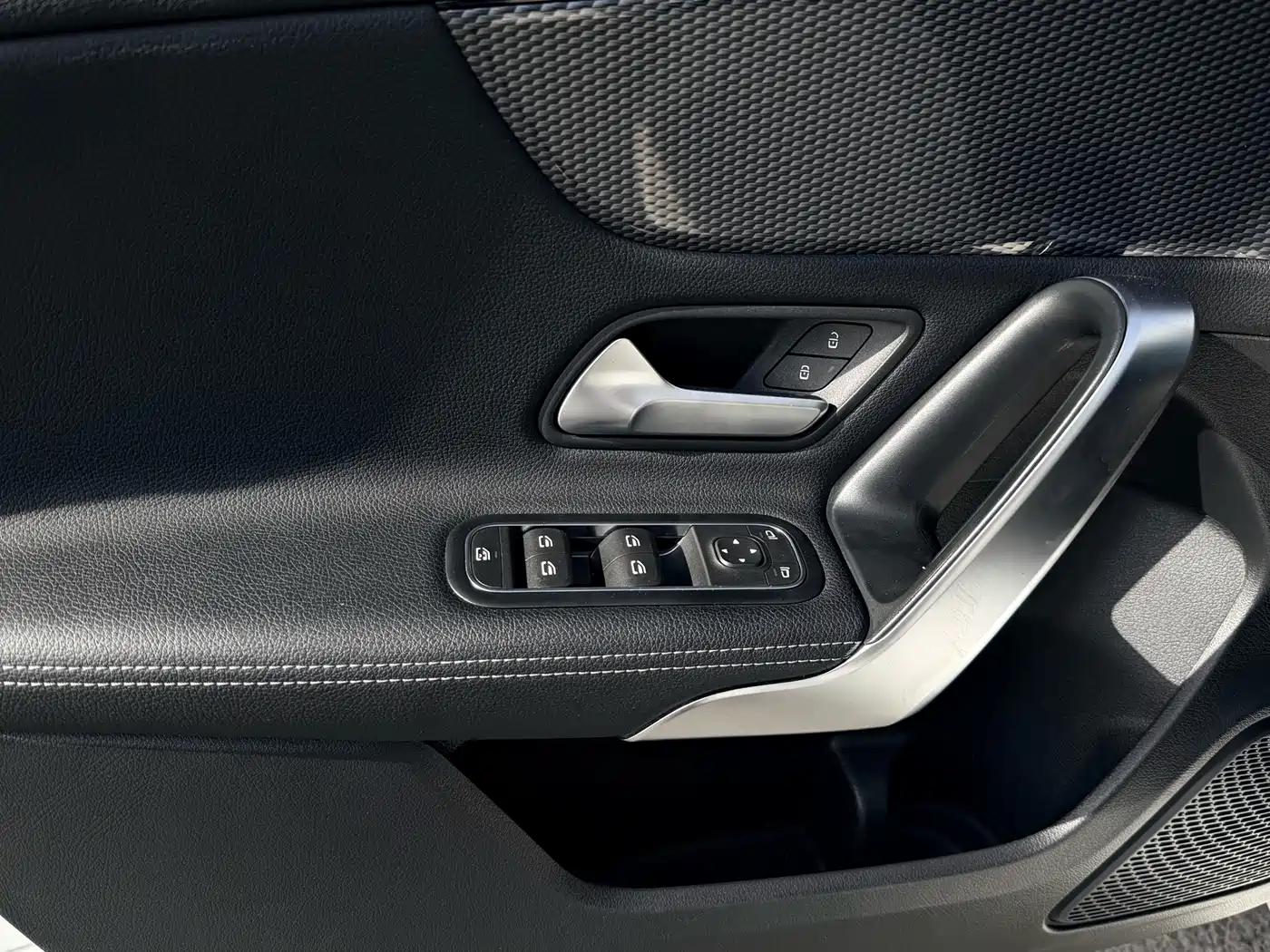 Mercedes-Benz A-Class (Import) 2019 A 200 Dynamic Version фото 5
