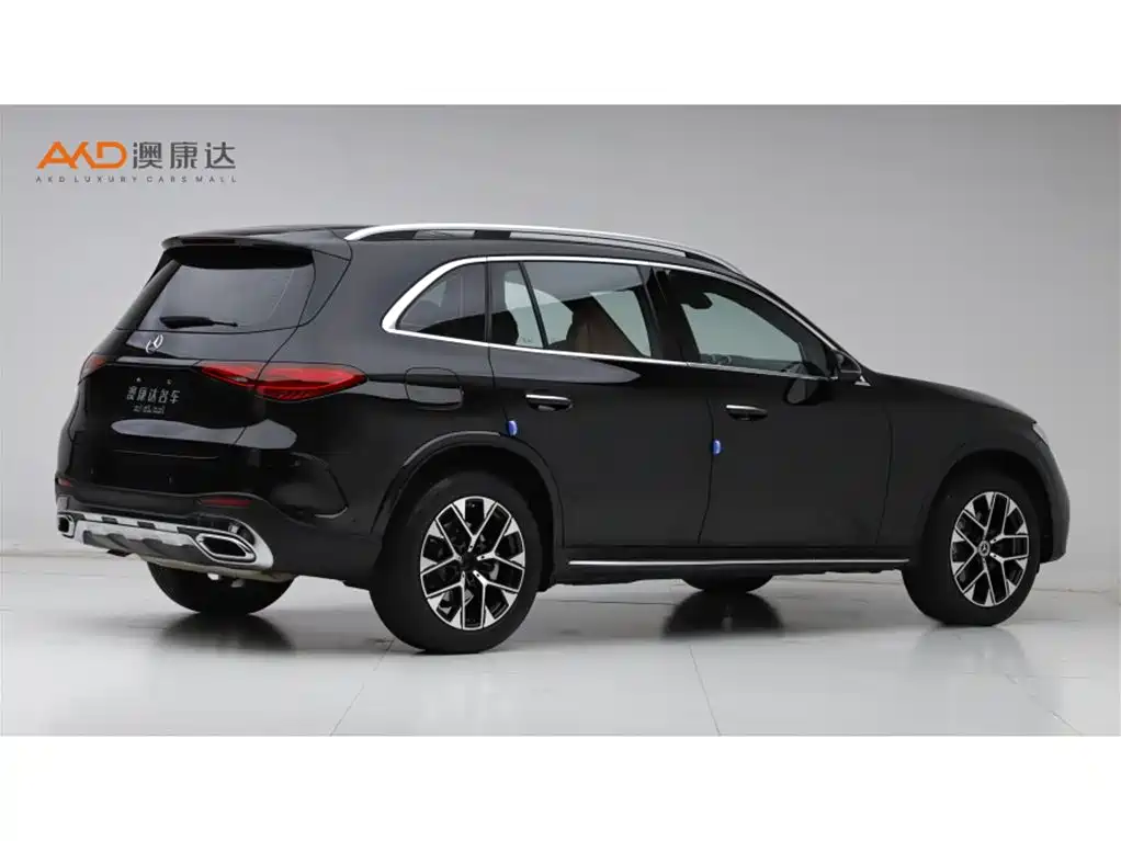 Mercedes-Benz GLC 2024 GLC 260 L 4MATIC Luxury 5-seater фото 3
