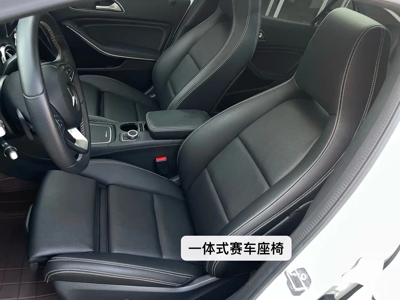 Mercedes-Benz GLA 2018 GLA 220 4MATIC Sport фото 24