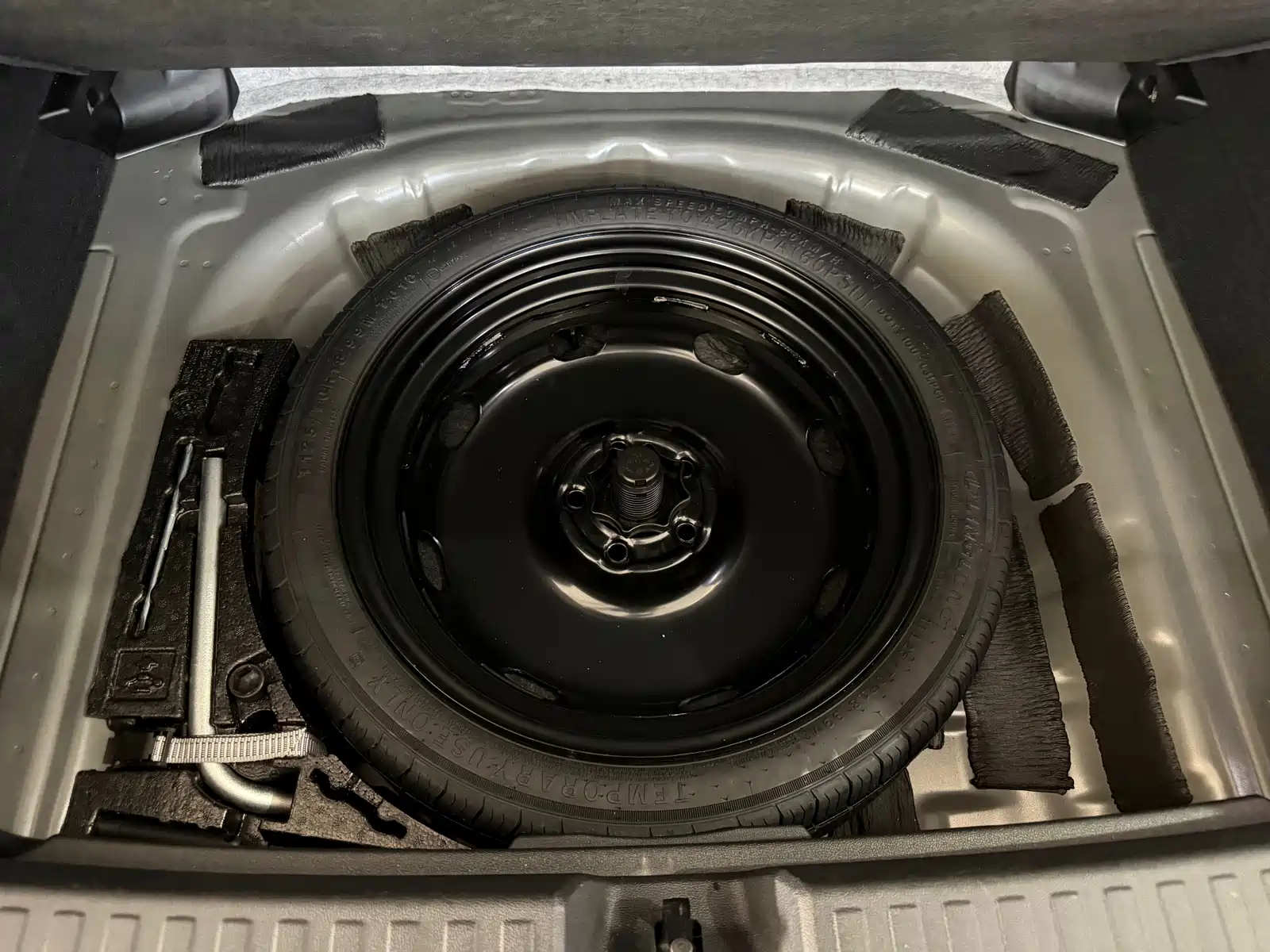 Фото 17 - Audi A3